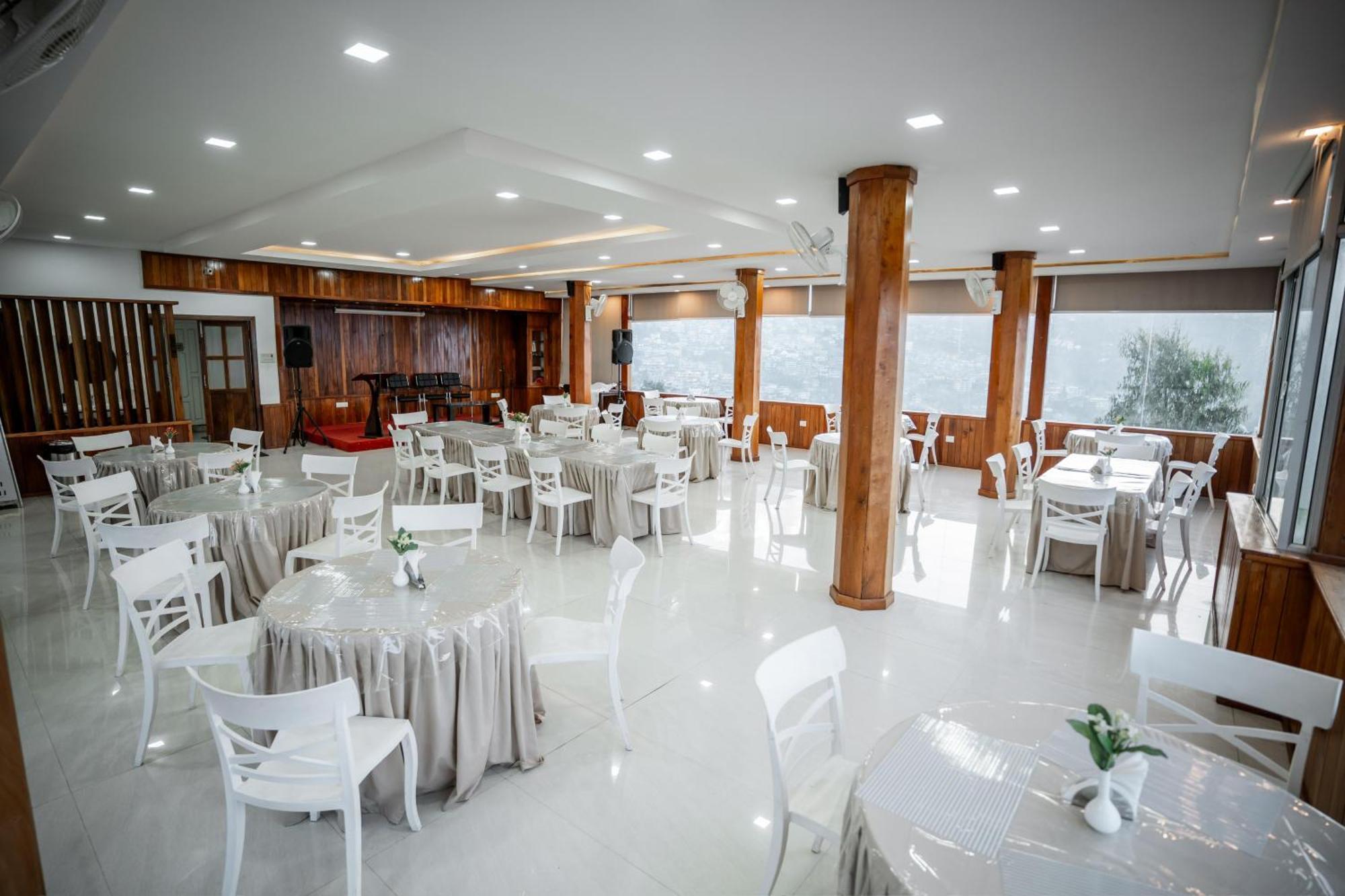 2K Hotel Kohima Exterior photo